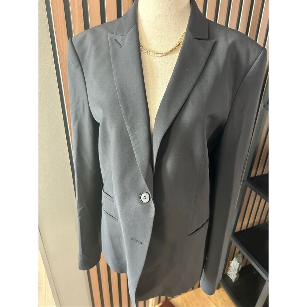 Ann Taylor black blazer virgin wool size 10 work blazer classy stylish